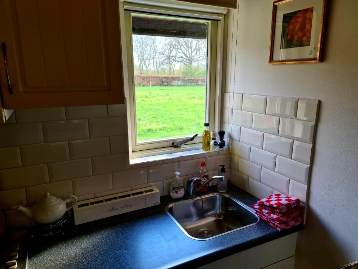 Landelijk Vakantiehuisje Alem Exteriér fotografie
